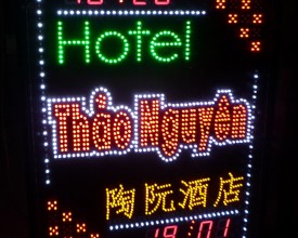 Hộp đèn Hotel Thảo Nguyên